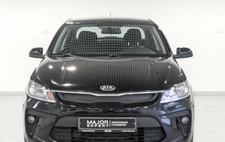 KIA Rio IV, 2018 год, 1 200 000 рублей, 2 фотография