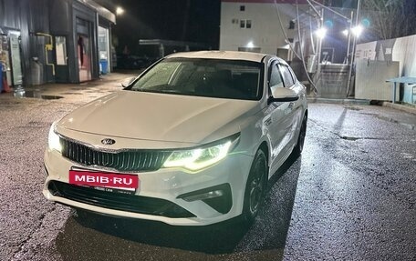 KIA Optima IV, 2019 год, 1 000 000 рублей, 2 фотография