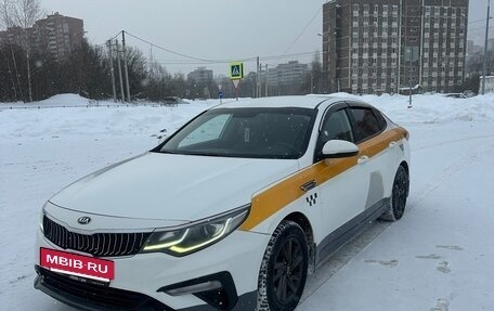 KIA Optima IV, 2019 год, 1 000 000 рублей, 4 фотография