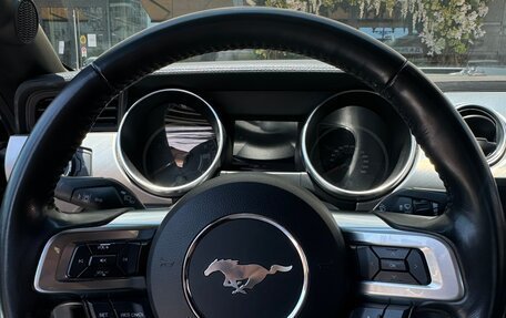 Ford Mustang VI рестайлинг, 2022 год, 3 355 500 рублей, 28 фотография