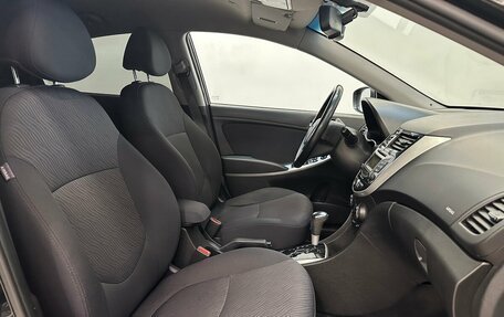 Hyundai Solaris II рестайлинг, 2013 год, 940 000 рублей, 12 фотография