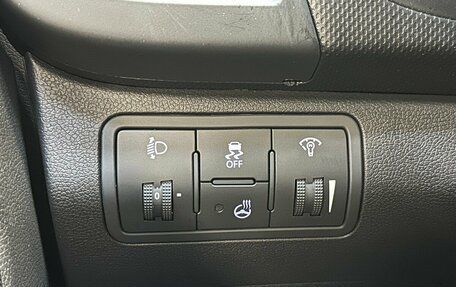 Hyundai Solaris II рестайлинг, 2013 год, 940 000 рублей, 10 фотография