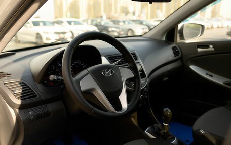 Hyundai Solaris II рестайлинг, 2013 год, 644 530 рублей, 5 фотография