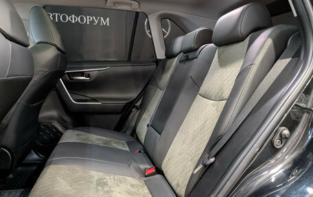 Toyota RAV4, 2025 год, 4 100 000 рублей, 18 фотография