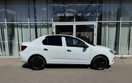 Renault Logan II, 2018 год, 700 000 рублей, 4 фотография