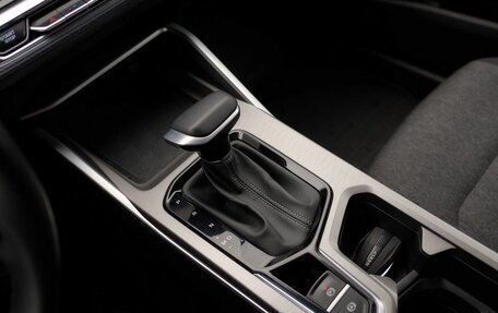Geely Emgrand, 2024 год, 1 569 000 рублей, 10 фотография