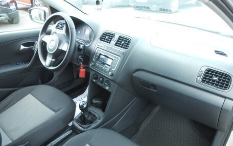 Volkswagen Polo VI (EU Market), 2012 год, 698 000 рублей, 12 фотография