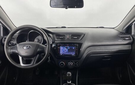KIA Rio III рестайлинг, 2013 год, 890 000 рублей, 8 фотография