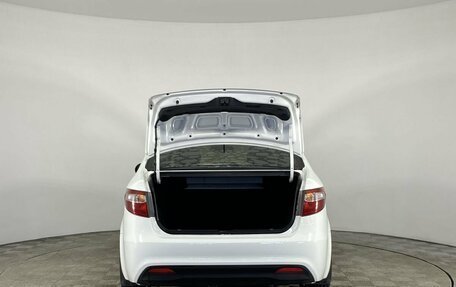 KIA Rio III рестайлинг, 2013 год, 890 000 рублей, 19 фотография