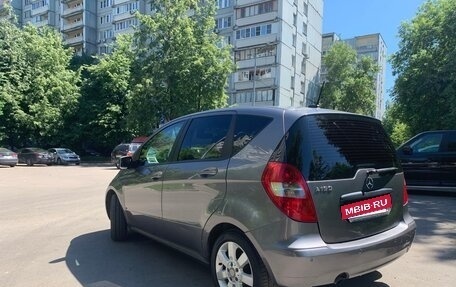 Mercedes-Benz A-Класс, 2011 год, 690 000 рублей, 6 фотография