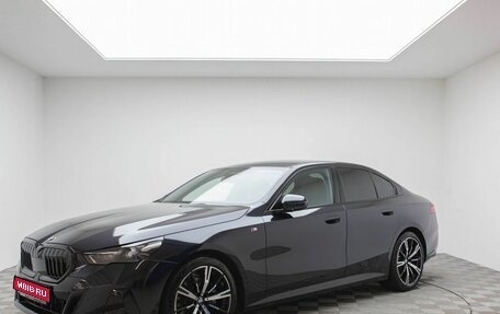 BMW 5 серия, 2025 год, 9 790 000 рублей, 1 фотография