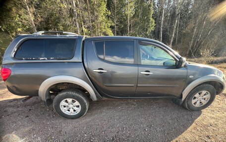Mitsubishi L200 IV рестайлинг, 2012 год, 900 000 рублей, 3 фотография