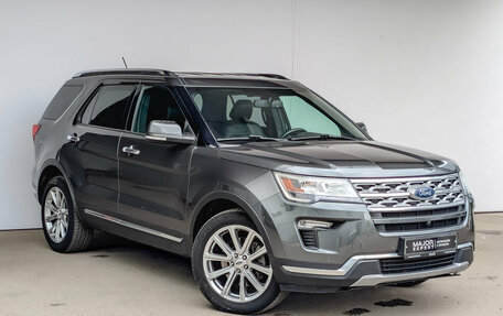 Ford Explorer VI, 2018 год, 3 550 000 рублей, 3 фотография