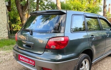Mitsubishi Outlander III рестайлинг 3, 2005 год, 600 000 рублей, 32 фотография