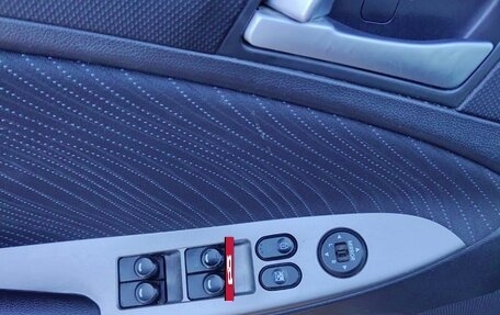 Hyundai Solaris II рестайлинг, 2014 год, 930 000 рублей, 8 фотография