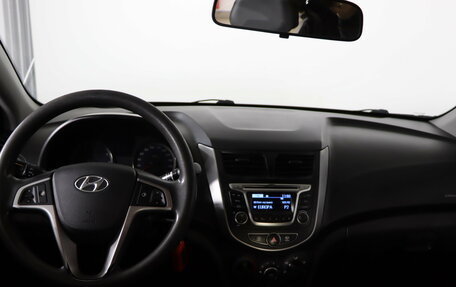 Hyundai Solaris II рестайлинг, 2014 год, 789 990 рублей, 13 фотография