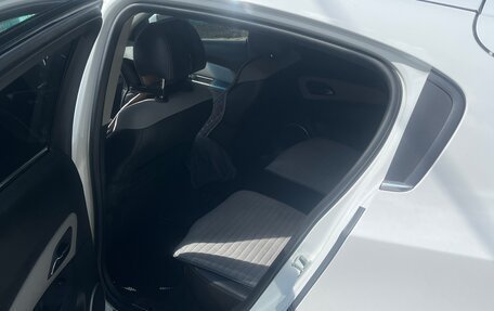 Chevrolet Cruze II, 2013 год, 900 000 рублей, 7 фотография