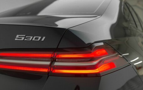 BMW 5 серия, 2025 год, 9 790 000 рублей, 6 фотография