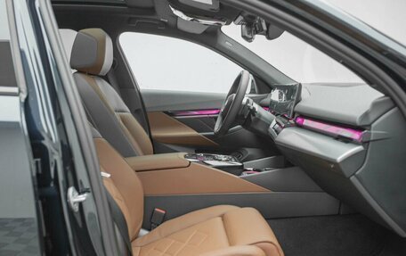 BMW 5 серия, 2025 год, 9 790 000 рублей, 27 фотография