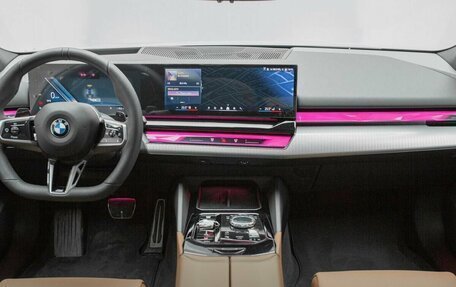 BMW 5 серия, 2025 год, 9 790 000 рублей, 14 фотография