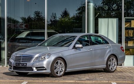 Mercedes-Benz E-Класс, 2012 год, 1 795 000 рублей, 1 фотография