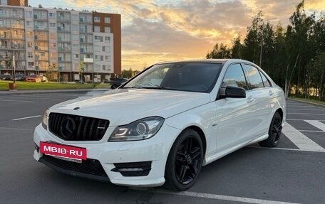 Mercedes-Benz C-Класс, 2011 год, 982 000 рублей, 4 фотография