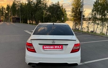 Mercedes-Benz C-Класс, 2011 год, 982 000 рублей, 7 фотография