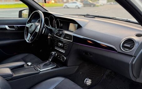 Mercedes-Benz C-Класс, 2011 год, 982 000 рублей, 23 фотография