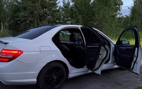 Mercedes-Benz C-Класс, 2011 год, 982 000 рублей, 21 фотография