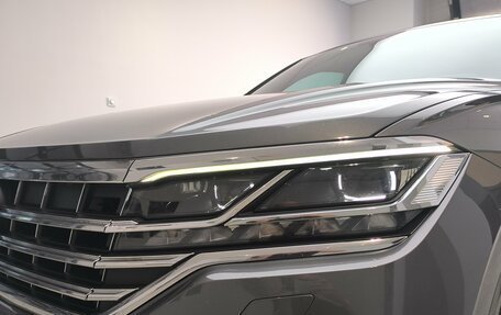 Volkswagen Touareg III, 2019 год, 4 700 000 рублей, 11 фотография