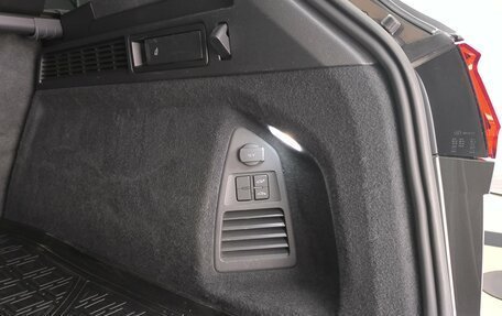 Volkswagen Touareg III, 2019 год, 4 700 000 рублей, 15 фотография