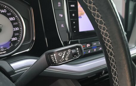 Volkswagen Touareg III, 2019 год, 4 700 000 рублей, 27 фотография
