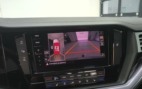 Volkswagen Touareg III, 2019 год, 4 700 000 рублей, 21 фотография