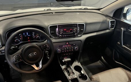 KIA Sportage IV рестайлинг, 2017 год, 1 902 000 рублей, 8 фотография
