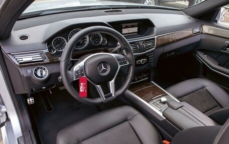 Mercedes-Benz E-Класс, 2012 год, 1 795 000 рублей, 10 фотография