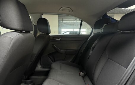 Skoda Rapid I, 2018 год, 980 000 рублей, 13 фотография