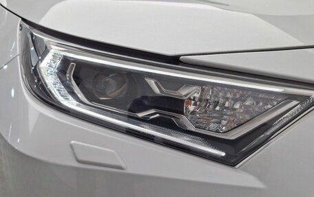 Toyota RAV4, 2020 год, 4 242 000 рублей, 13 фотография