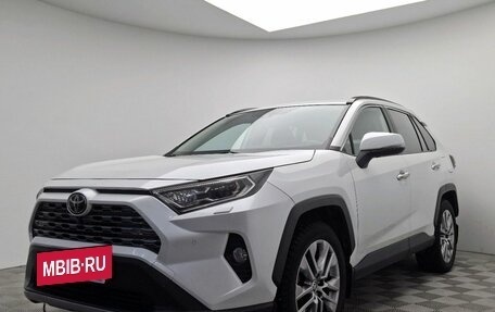 Toyota RAV4, 2020 год, 4 242 000 рублей, 3 фотография