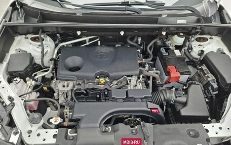 Toyota RAV4, 2020 год, 4 242 000 рублей, 9 фотография