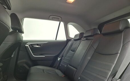 Toyota RAV4, 2020 год, 4 242 000 рублей, 15 фотография