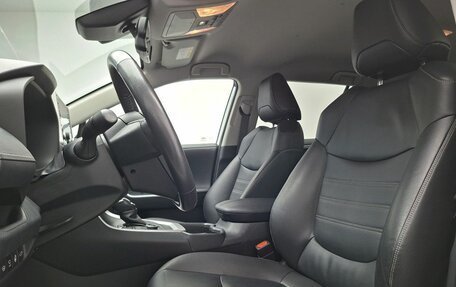 Toyota RAV4, 2020 год, 4 242 000 рублей, 17 фотография