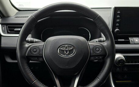 Toyota RAV4, 2020 год, 4 242 000 рублей, 24 фотография