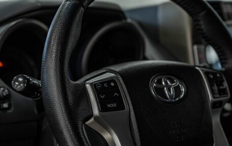 Toyota Land Cruiser Prado 150 рестайлинг 2, 2013 год, 3 136 000 рублей, 14 фотография