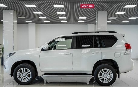 Toyota Land Cruiser Prado 150 рестайлинг 2, 2013 год, 3 136 000 рублей, 7 фотография