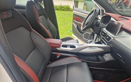 Geely Coolray I, 2022 год, 1 835 000 рублей, 13 фотография
