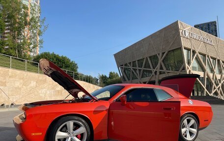 Dodge Challenger III рестайлинг 2, 2008 год, 3 500 000 рублей, 2 фотография
