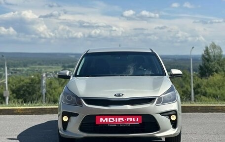 KIA Rio IV, 2017 год, 1 050 000 рублей, 2 фотография