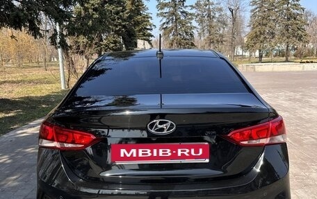 Hyundai Solaris II рестайлинг, 2018 год, 1 250 000 рублей, 14 фотография