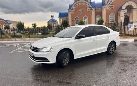 Volkswagen Jetta VI, 2016 год, 1 150 000 рублей, 2 фотография