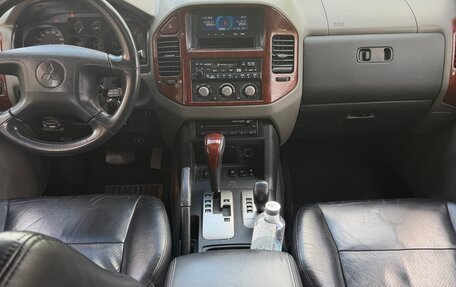 Mitsubishi Pajero III рестайлинг, 2002 год, 650 000 рублей, 7 фотография